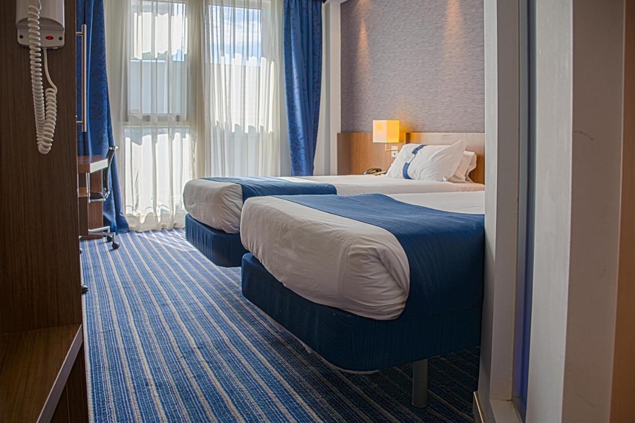 Holiday Inn Express Madrid Leganes By Ihg Exteriör bild