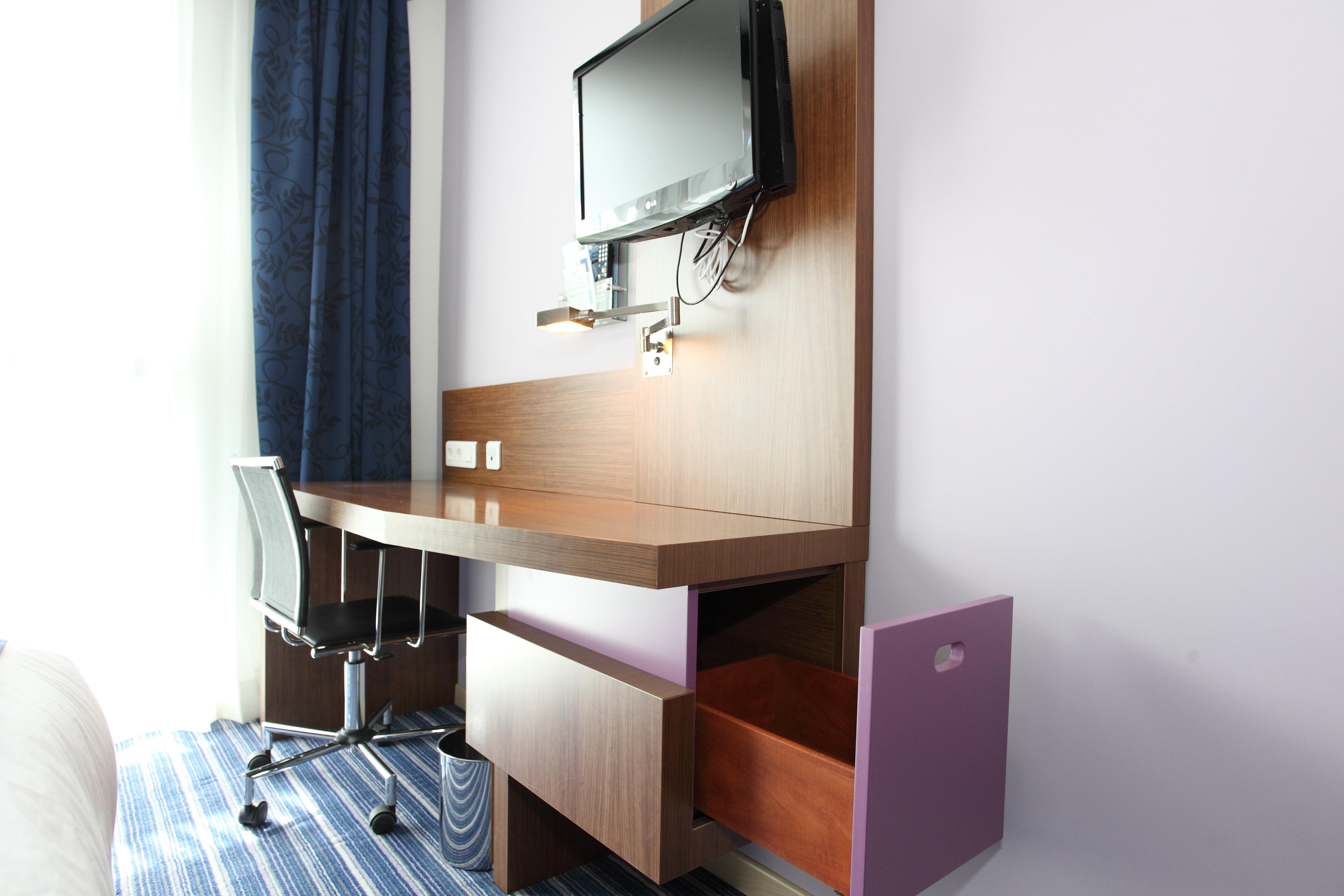 Holiday Inn Express Madrid Leganes By Ihg Exteriör bild