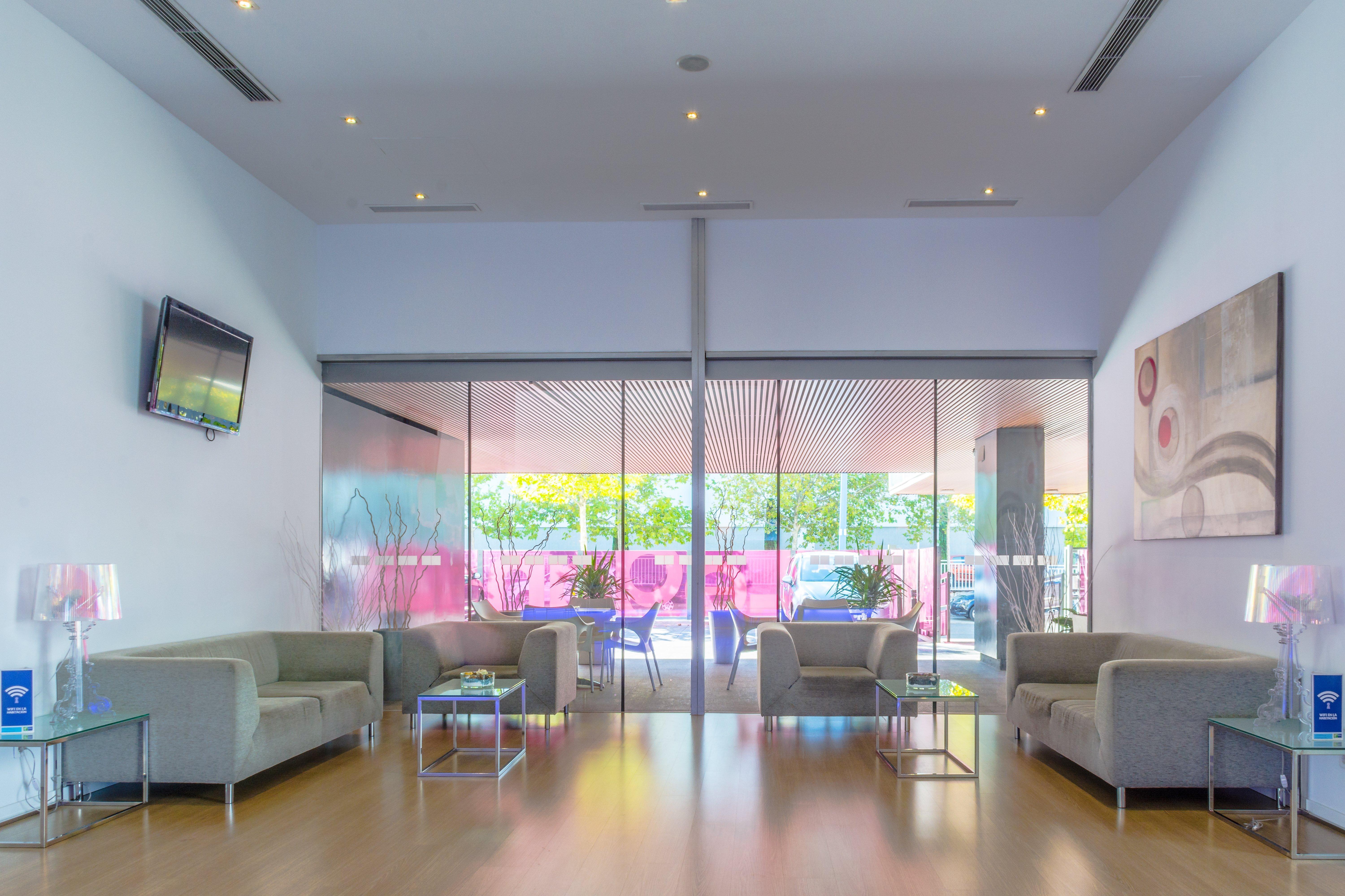 Holiday Inn Express Madrid Leganes By Ihg Exteriör bild