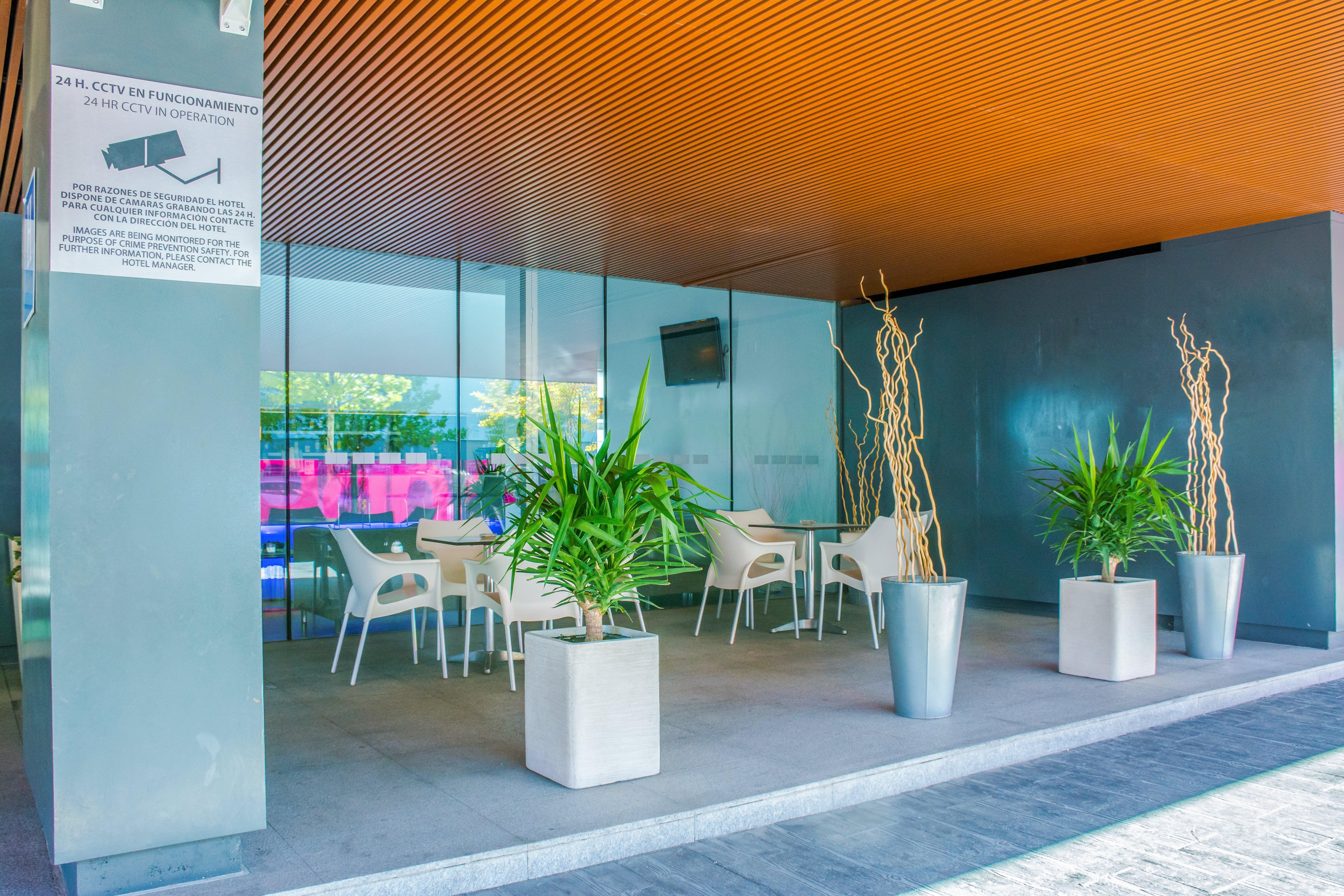 Holiday Inn Express Madrid Leganes By Ihg Exteriör bild