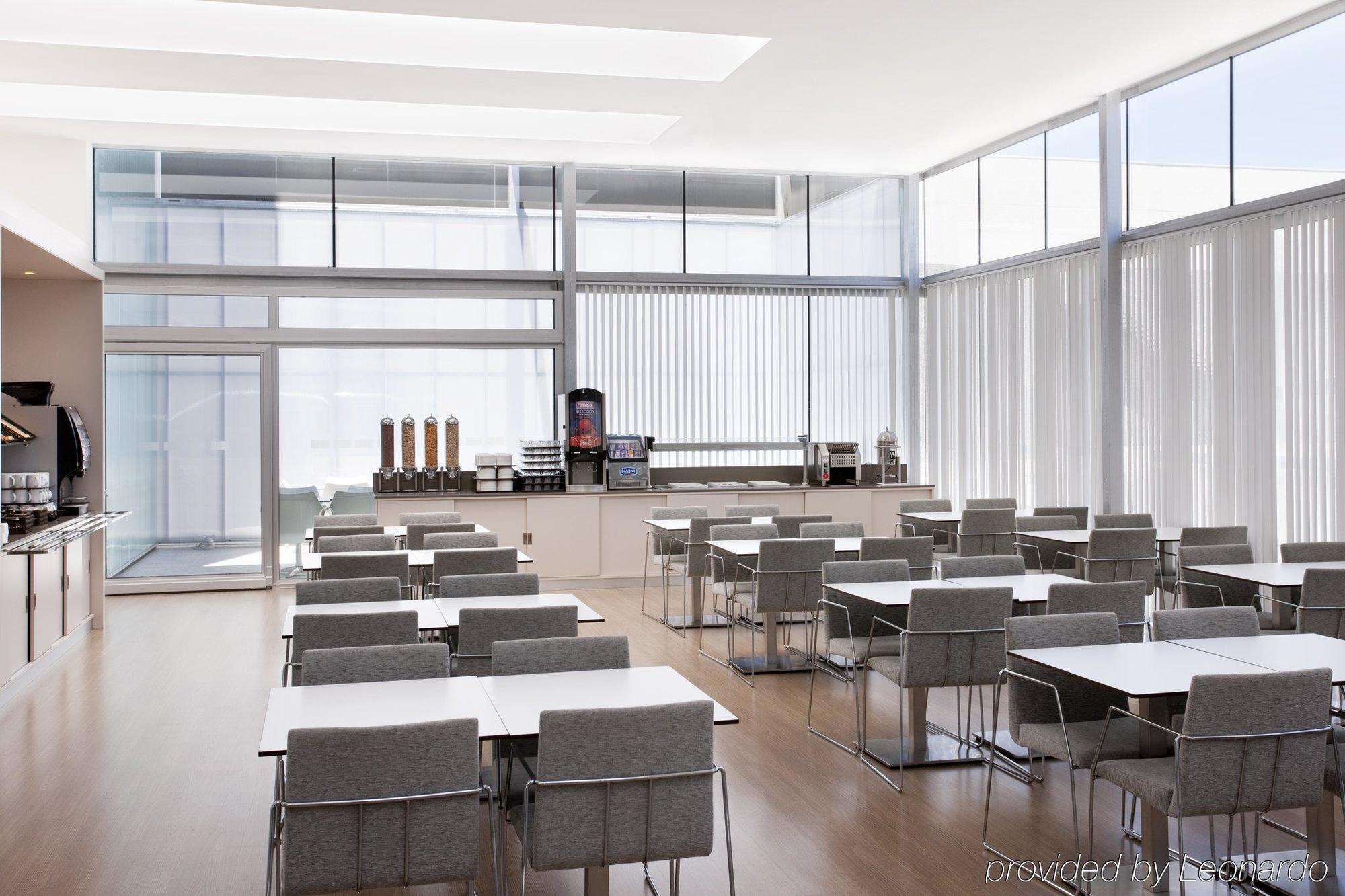 Holiday Inn Express Madrid Leganes By Ihg Restaurang bild