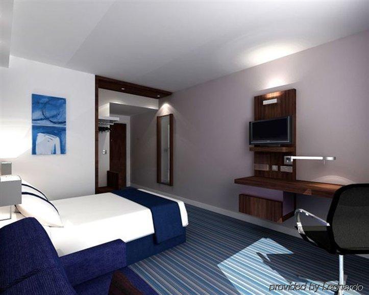 Holiday Inn Express Madrid Leganes By Ihg Rum bild